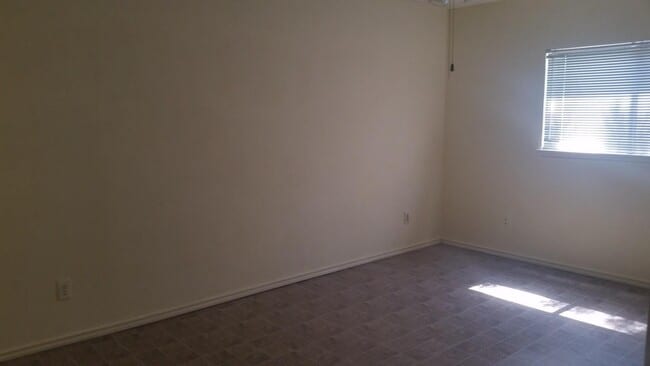 Building Photo - 9742 Misty Plain Dr