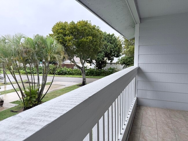 Building Photo - 1635 Woodbridge Lakes Cir