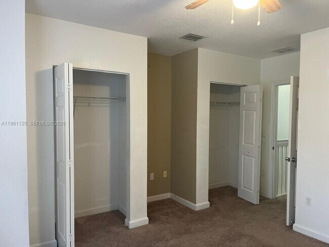 Building Photo - 4211 Napoli Lake Dr