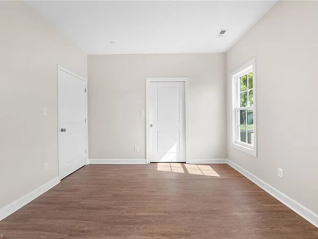 Building Photo - Earn Wealth While Leasing - Like a Homeowner - Lease to Own