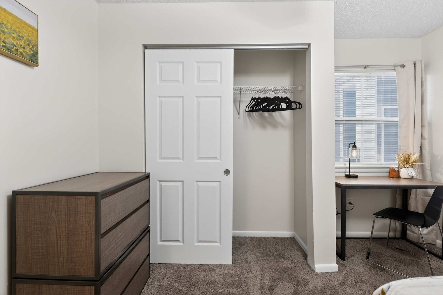 Building Photo - 800 Alexander Rd