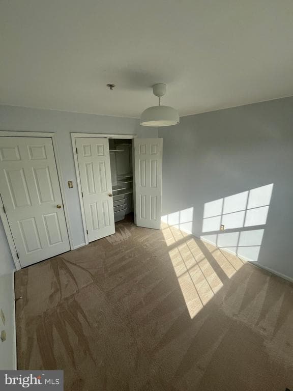 Building Photo - 637 Fawn Cir