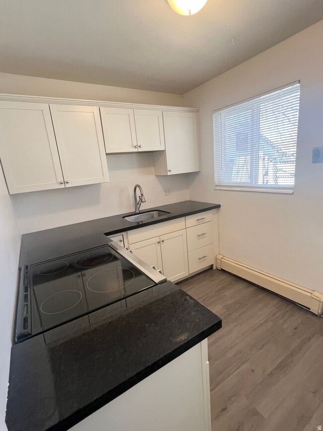 Building Photo - Cozy Condo Living in the Heart of Salt Lake City