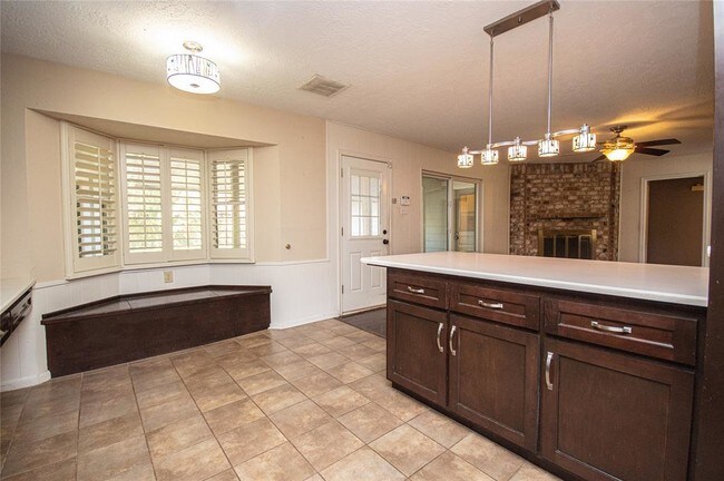 Building Photo - 27249 Kane Ln