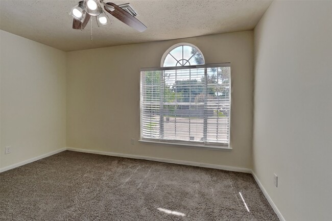 Building Photo - 3746 Havenmoor Pl