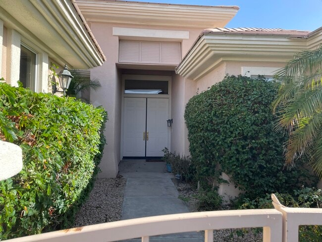Building Photo - 39264 Mirage Cir