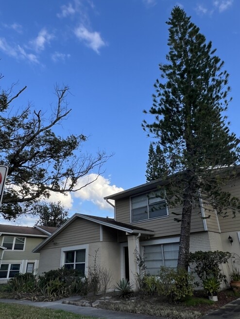 Building Photo - 14627 Pine Glen Cir