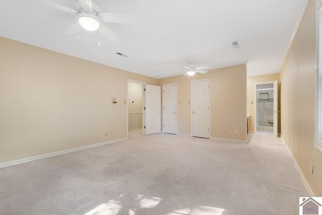 Building Photo - 51 Martin Cir