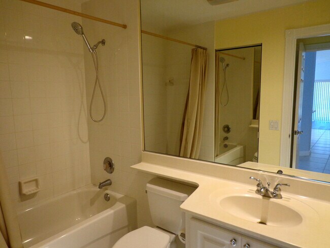 Building Photo - 8097 Montserrat Pl