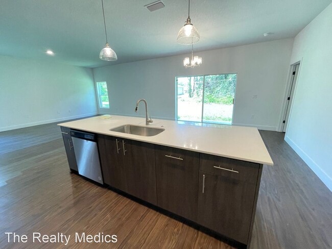 Building Photo - 4 br, 2 bath House - 1383 Gimlet St NW