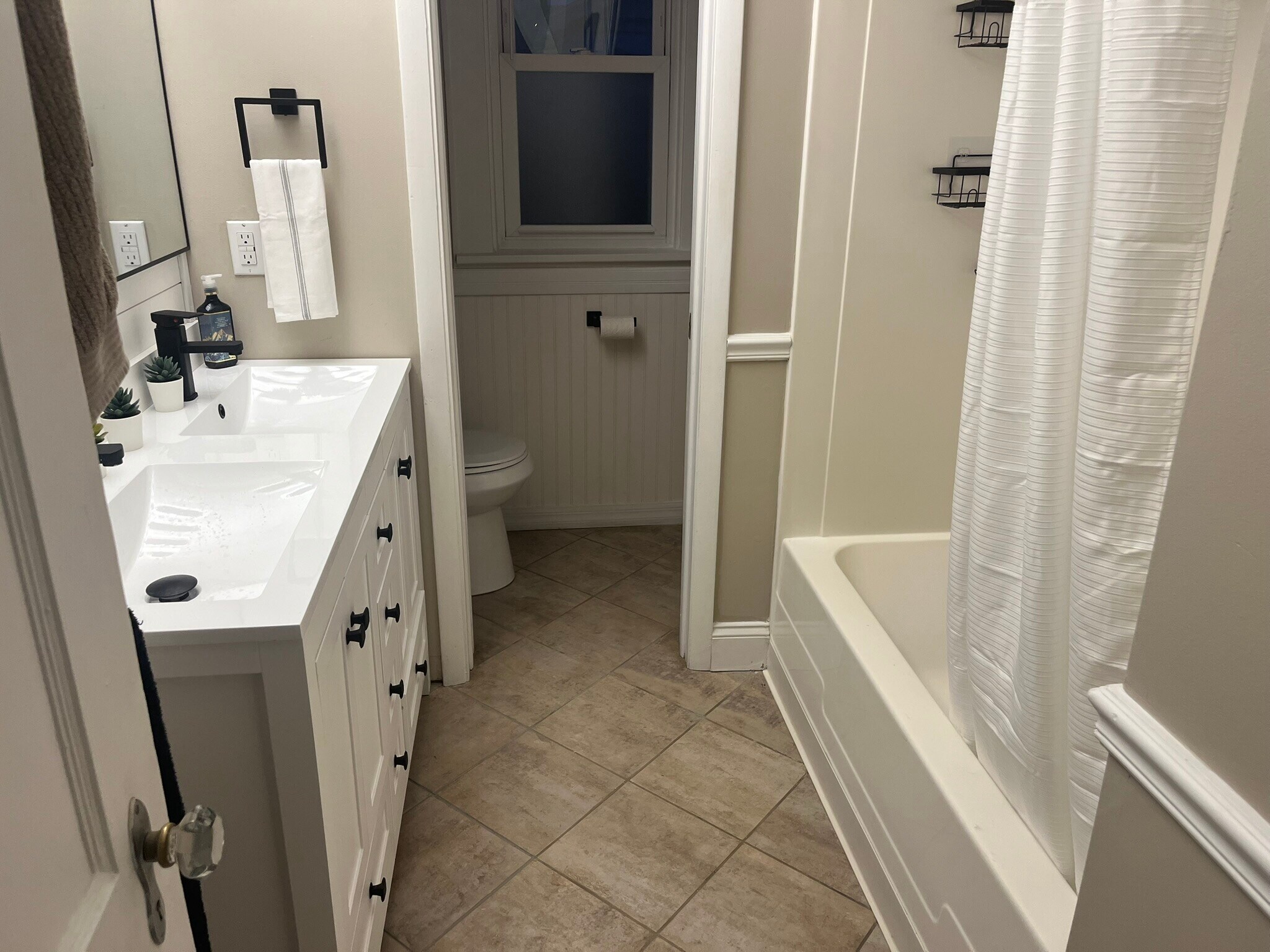 Remodeled bathroom - 349 Mohawk Ave