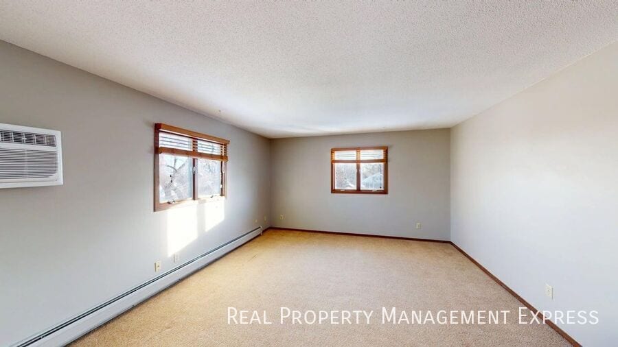 Building Photo - Move In by January 15 & Get ONE MONTH FREE