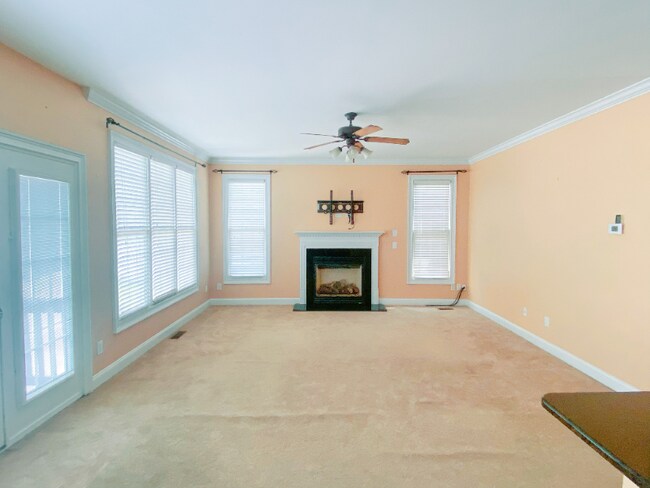 Building Photo - 158 Fort Jackson Rd