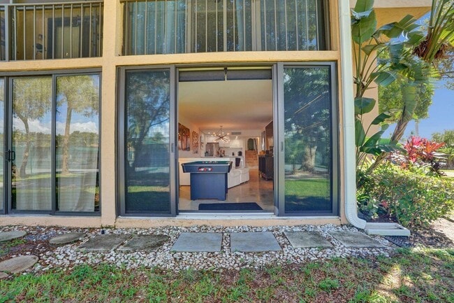 Building Photo - 755 Dotterel Rd