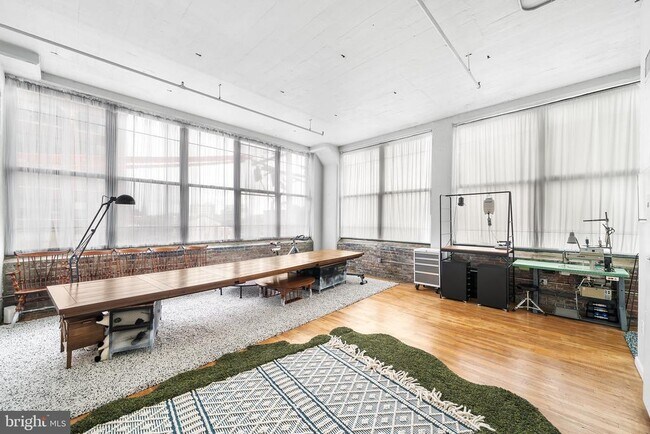 Building Photo - 314-22 N 12th St