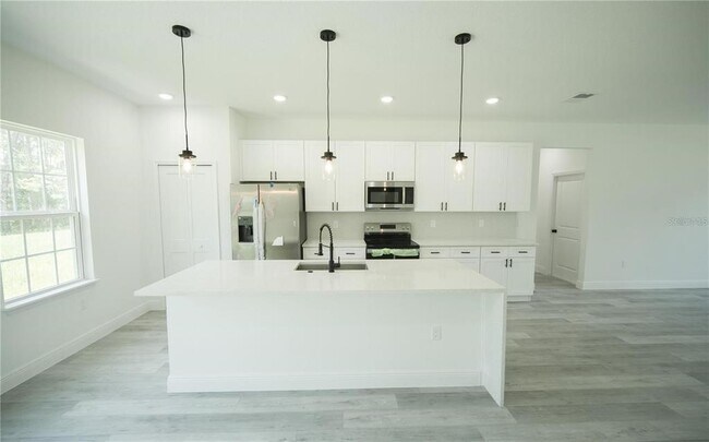 Building Photo - 13265 SW 85th Cir