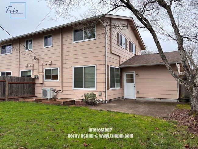 Building Photo - 1398 Corum Ave