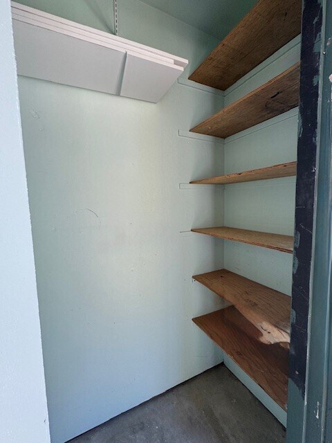 Building Photo - 1036 Oak Grove Rd