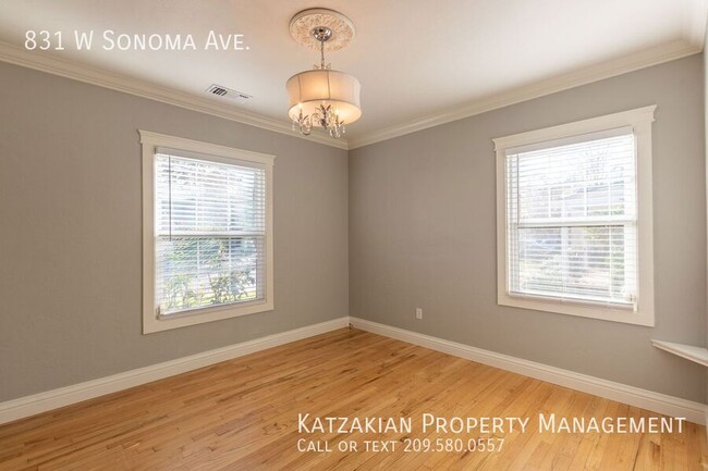 Building Photo - Classically Remodeled 3 Bedroom 2 Bath Sin...