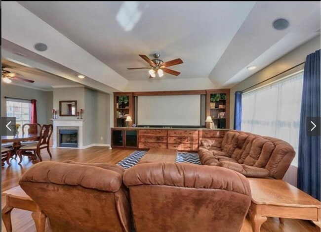 Building Photo - Huntersville, 2-Story Stone Front Traditio...