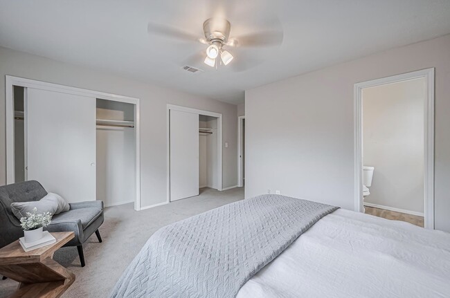Building Photo - 505 Stoneledge Dr