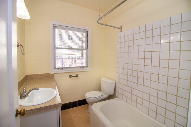 Bathroom - Gardner Court