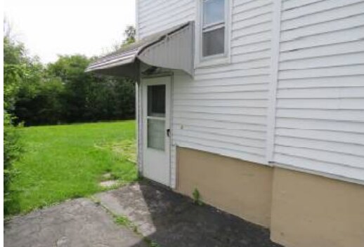 Primary Photo - 30 Wilson St