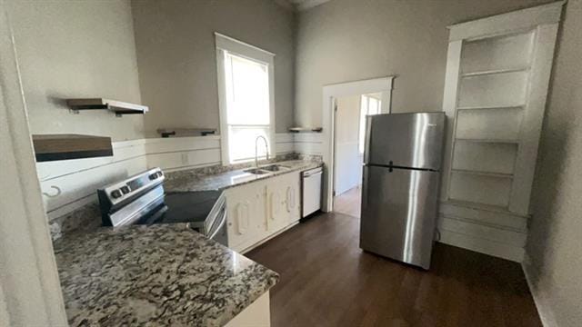 Building Photo - 2109 Highland Ave