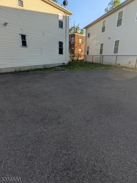 Building Photo - 387 18th Ave