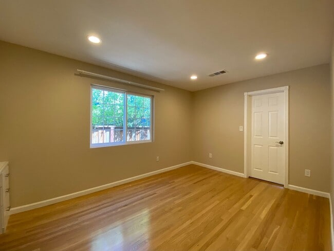 Building Photo - Single Family Home in Santa Clara Home with Large Backyard
