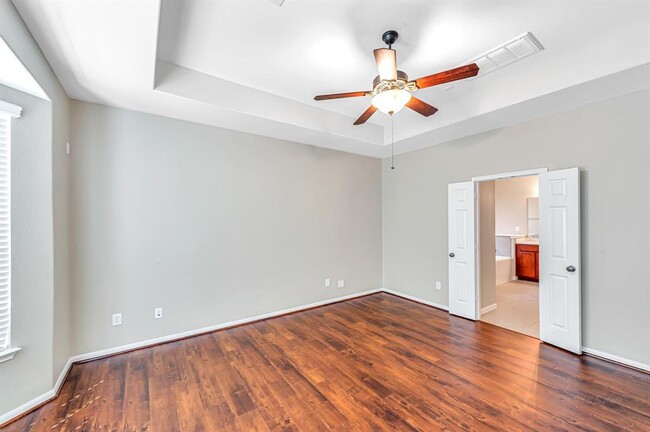 Building Photo - 27523 Huggins Crest Ct