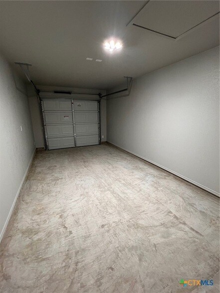 Building Photo - 1614 Risen Star Ln