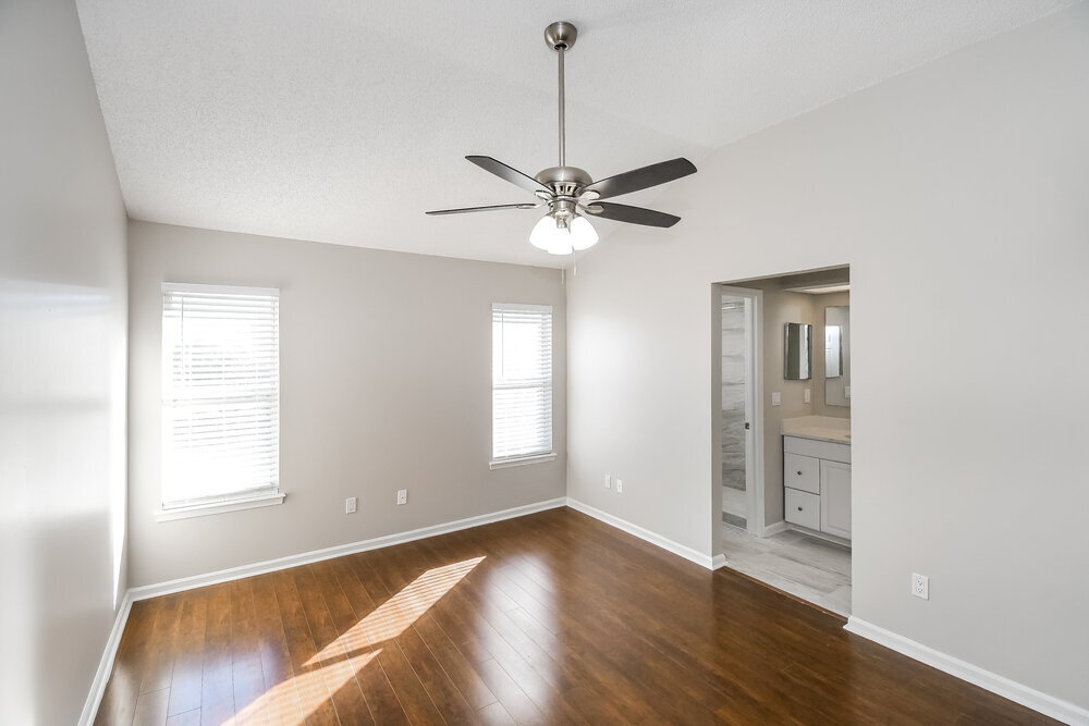 Building Photo - 8442 Sugartree Dr