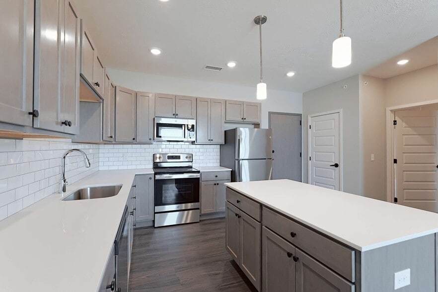 Petunia Kitchen - Level at Village Gardens