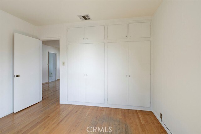 Building Photo - 1209 E Lexington Dr