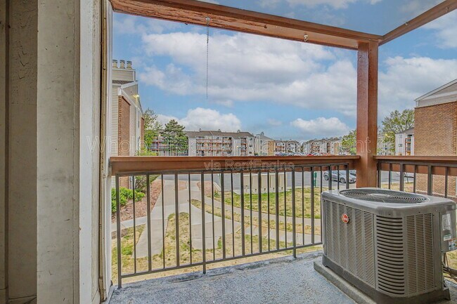 Building Photo - 2740 W 86th Ave