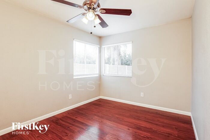 Building Photo - 21036 N 34th Dr