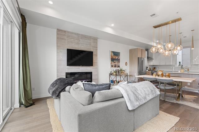 Building Photo - 1608 Irving St