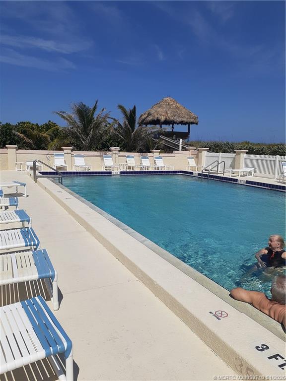 Building Photo - 10102 S Ocean Dr