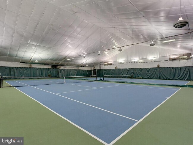 Building Photo - 309 Yoakum Pkwy