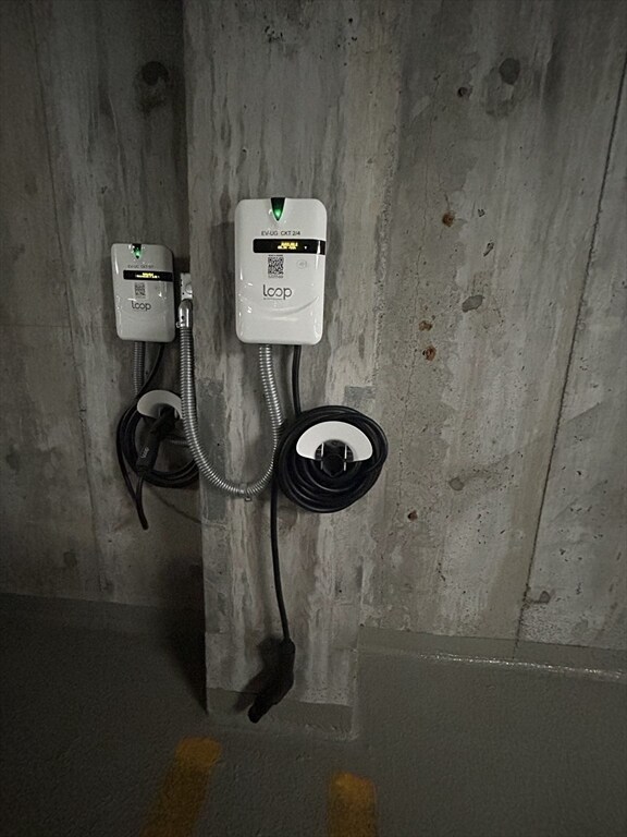 Building Photo - 950 Massachusetts Ave