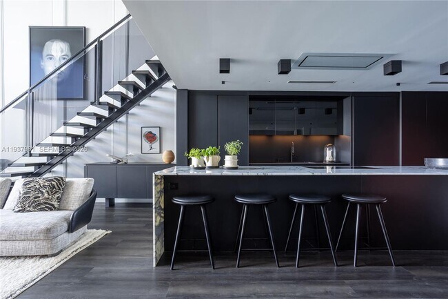 Building Photo - 1040 Biscayne Blvd