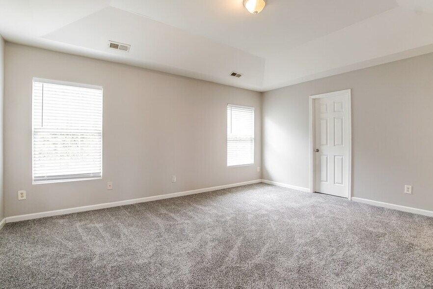 Building Photo - 6017 Ricker Rd