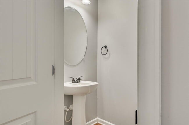 Building Photo - 1543 Driftwood Ln