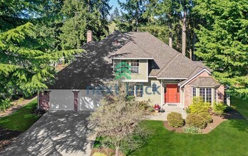 Building Photo - Beautiful 4-Bedroom Home with Spacious Yard in a Quiet Cul-de-Sac