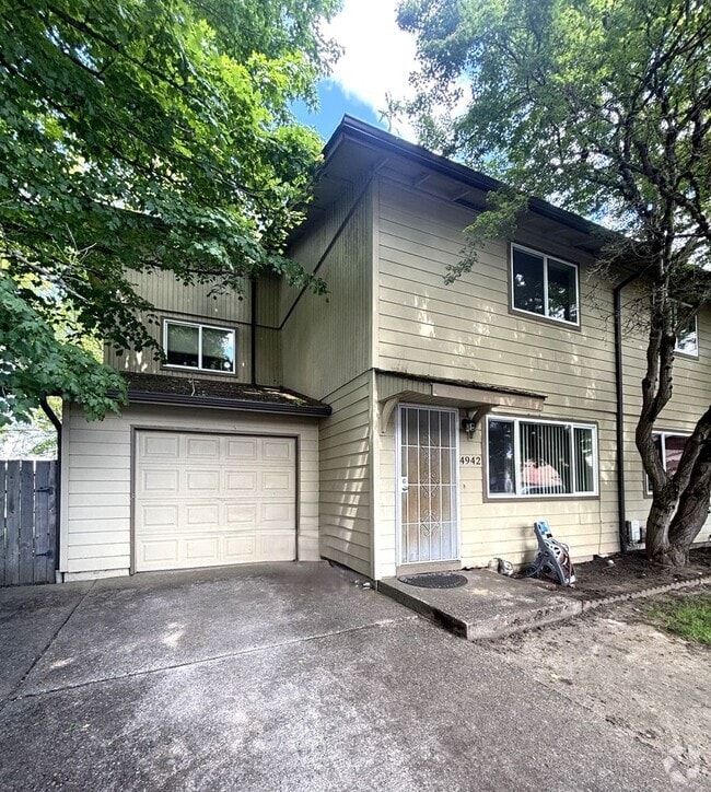 Building Photo - 4932-4942 Elkhorn Ct SE Salem, OR 97317