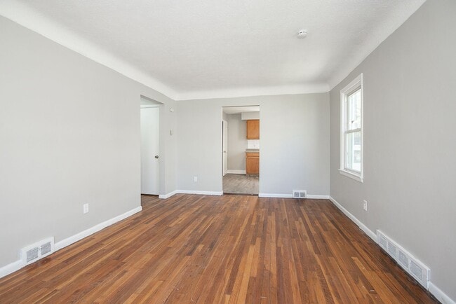Building Photo - Beautiful 3/1 SFR For rent in Parma