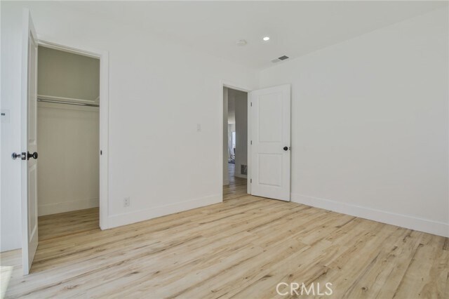 Building Photo - 204 Vía Colusa