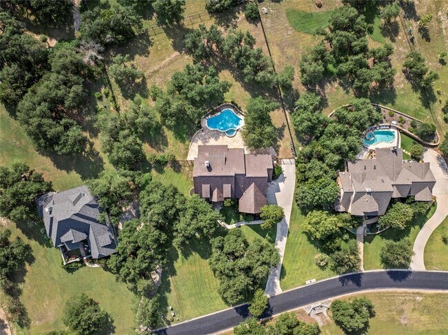 Building Photo - 571 Polo Club Dr