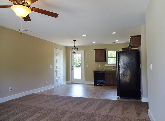 Building Photo - Home for Rent in Vance, AL... Available to...